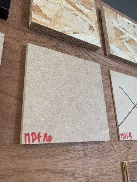 MDF10 Panneau Médium MDF Fibralux 10 mm 3.05 x 1.22 m