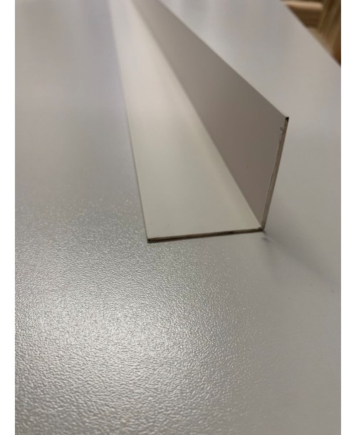 Baguette d'angle PVC 50 x 50 de 2.60 m blanche