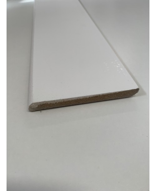 Plinthe MDF prépeint 9 x 98 mm de 2.40 m